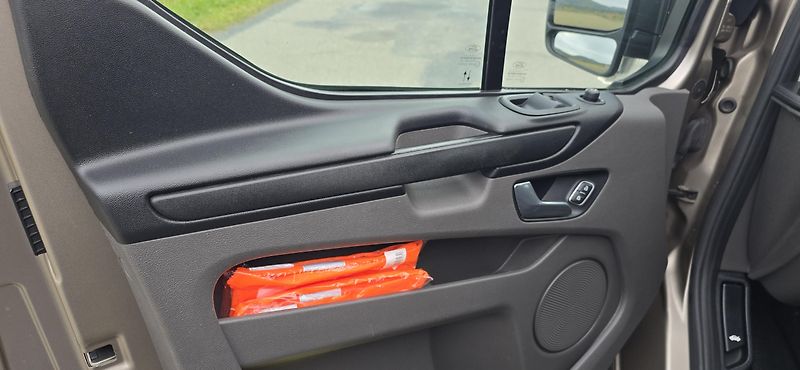Ford Transit Custom (2020) EcoBlue hybrid H1L2 - fotka 24 z 27