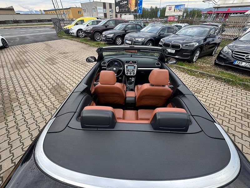 Volkswagen EOS (2007) KABRIOLET 2,0 TDI 103 KW - fotka 20 z 47