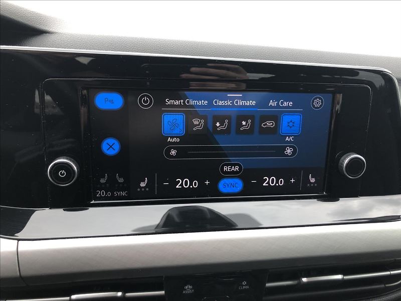 Volkswagen Golf Variant 1,0 TSi 81kW LIFE  8 - fotka 18 z 21