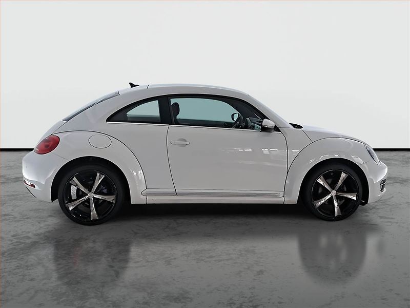 Volkswagen Beetle (2015) 2.0 TDI, Navi, Tempomat - fotka 6 z 19