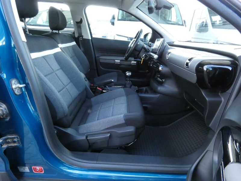 Citroën C4 Cactus (2020) 1,5 dci - fotka 21 z 29