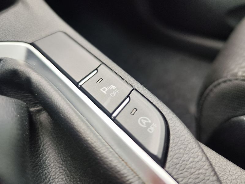 Hyundai i30 1.0 T-GDI/88kW Komfort - fotka 17 z 29