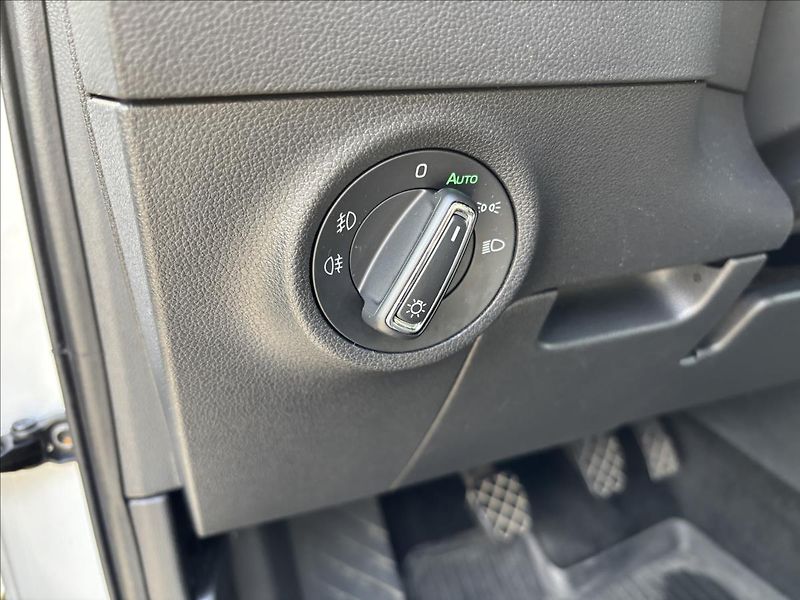 Škoda Karoq 2,0 TDI 110kW Style 4x4 - fotka 26 z 48