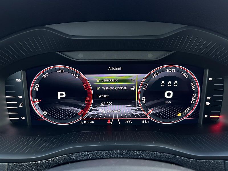 Škoda Karoq 2.0TDi 4x4 DSG Sportline 150PS - fotka 22 z 49