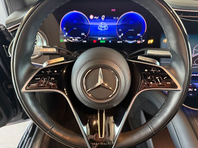 Mercedes-Benz EQS 680 4MATIC MAYBACH SUV - fotka 14 z 30