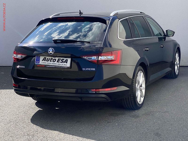 Škoda Superb (2016) 2.0 TDi, Style, bixen, kamera - fotka 4 z 17