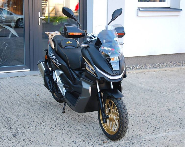 Kentoya (2026) V-Cross 125 4T - fotka 9 z 25