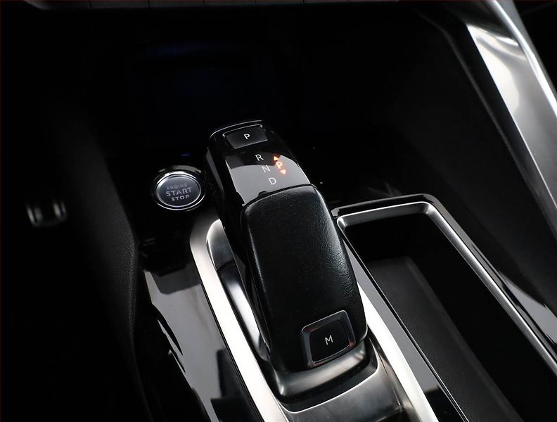 Peugeot 5008 (2019) GT Line 1.5 BlueHDi, Automat - fotka 11 z 19