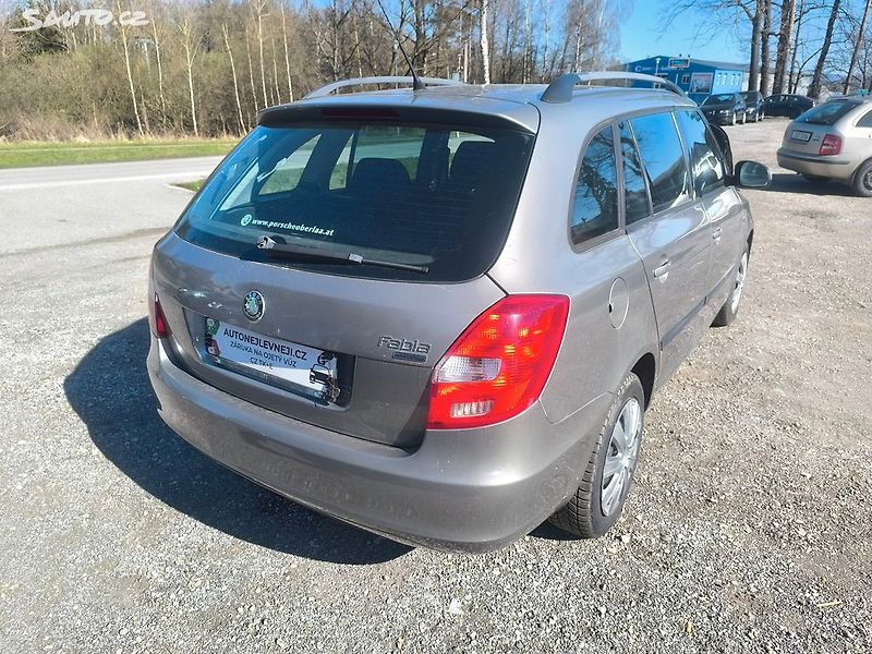 Škoda Fabia 1,4 63KW,95TKM,SERVISKA,PĚKNÁ - fotka 3 z 32