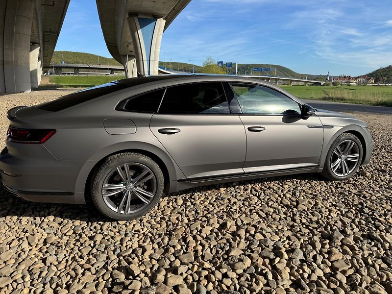 Volkswagen Arteon (2017) Arteon R-line 2,0 TSI 4MOT 7DS - fotka 12 z 13