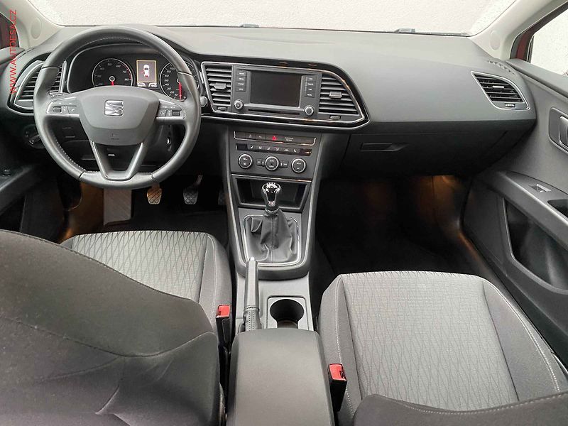 Seat Leon (2014) 1.2 TSi, Style, LED, navi - fotka 8 z 17