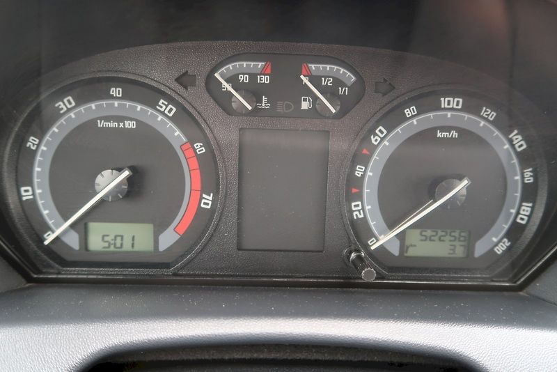 Škoda Fabia (2006) Classic 1,2 / 47 kW - fotka 16 z 30