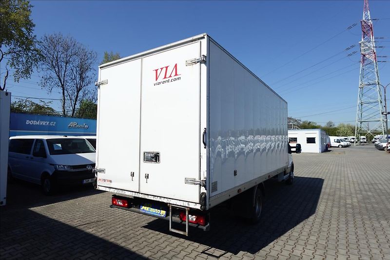 Ford Transit 2,0 TDCi  SKŘÍŇ KLIMA - fotka 9 z 33