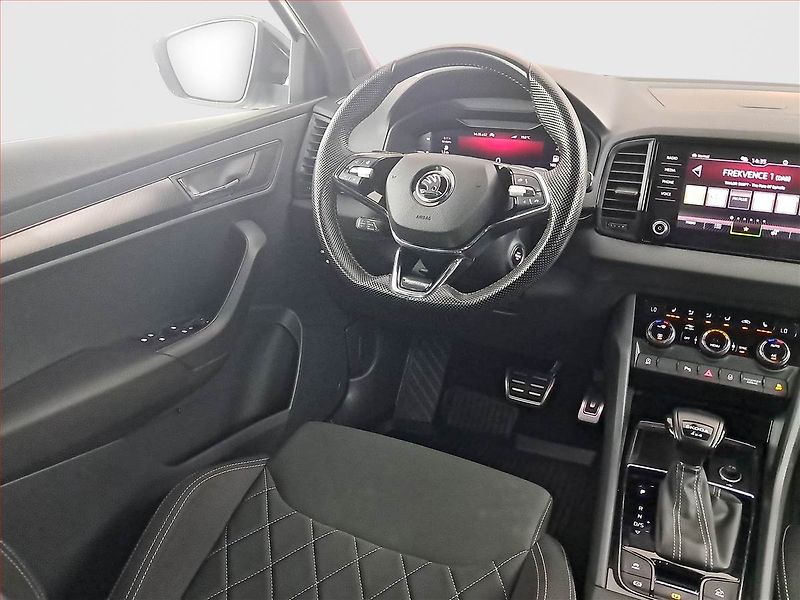Škoda Karoq (2022) Sportline 2.0 TSI - fotka 7 z 22