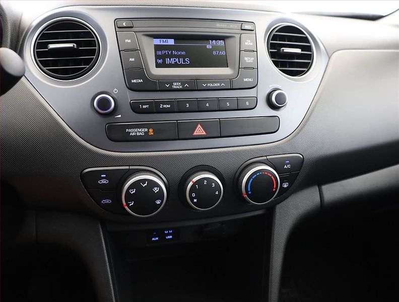 Hyundai i10 (2019) 1.0, ČR,1.maj, Serv.kniha - fotka 10 z 12