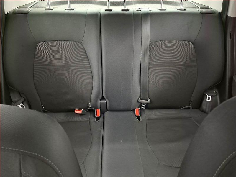 Hyundai i10 (2017) 1.0, LPG, Klima, udržované - fotka 10 z 16