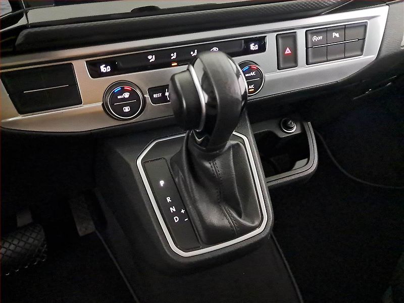 Volkswagen Multivan (2021) Comfortline 2.0 TDI - fotka 13 z 25