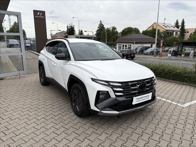 Hyundai Tucson 1,6 T-GDi DCT  GO Czech 4x2 MY - fotka 7 z 17
