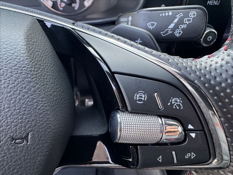 Škoda Scala 1,5 TSI MonteCarlo DPH 1maj ČR - fotka 32 z 50