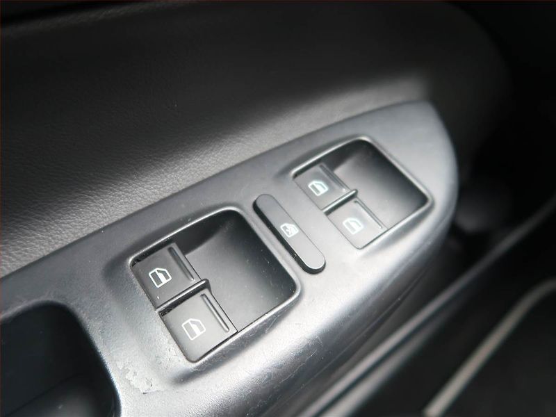 Škoda Octavia (2007) RS 2.0 TDI, po STK, dobrý stav - fotka 16 z 16
