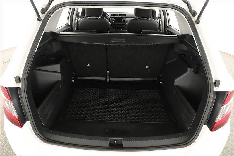 Škoda Fabia (2020) Style 1.0 TSI, ČR,1.maj - fotka 14 z 15
