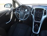 Opel Astra (2010) 1.4 T, Tempomat, Park. senzory - náhled 7