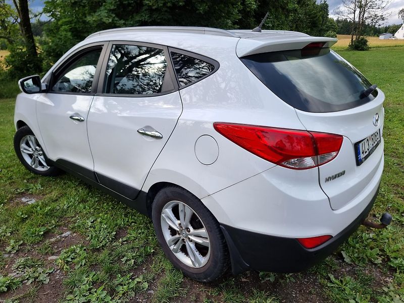 Hyundai ix35 (2012) Auto ve velmi dobrém stavu - fotka 4 z 16