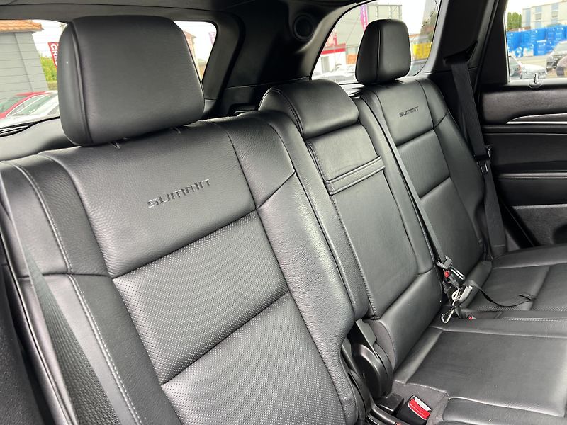 Jeep Grand Cherokee 3.0CRD SUMMIT AUTOMAT KŮŽE - fotka 35 z 47