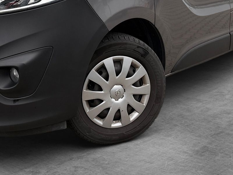 Opel Vivaro (2019) 1,6 CDTi 89 kW 9 míst - fotka 10 z 27