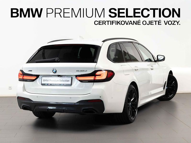 BMW Řada 5 540d xDrive - fotka 5 z 23