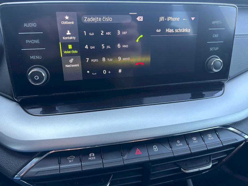 Škoda Octavia (2022) 2.0 TDI 85kW Ambition Plus Nez - fotka 24 z 35