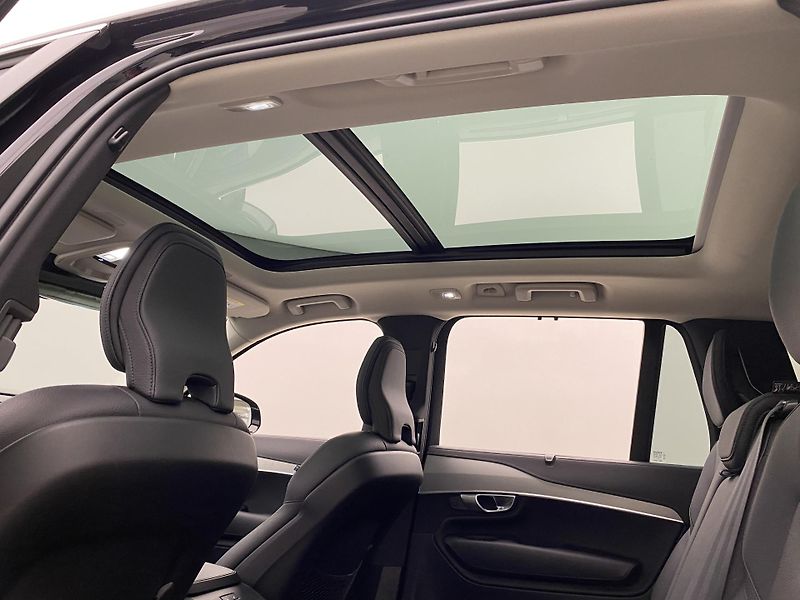 Volvo XC90 B5 AWD BRIGHT PLUS AUT 7míst - fotka 32 z 62