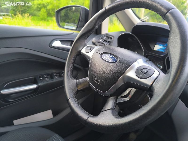 Ford C-MAX 1.6,KRÁSNÝ,125KM,VÝBAVA,1MAJ51 - fotka 11 z 22