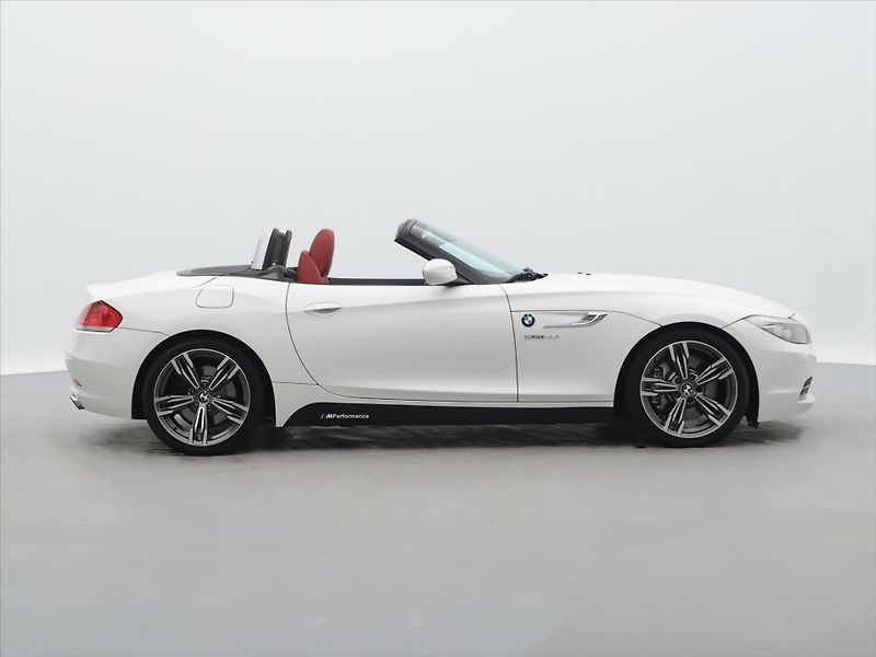 BMW Z4 3,0 i 225kW sDrive 35i CZ - fotka 16 z 39