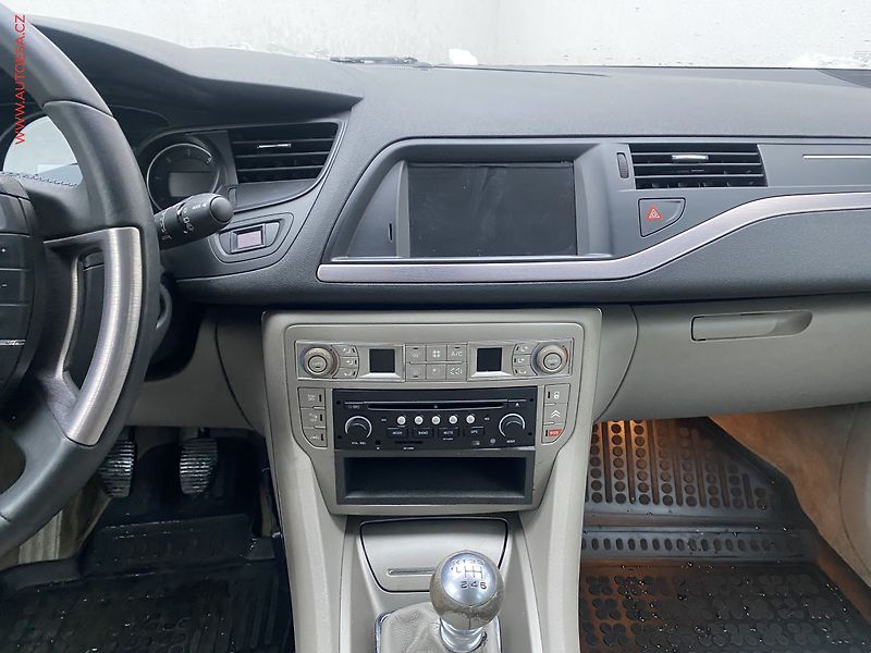 Citroën C5 (2009) 2.2 HDI, AC, navi, park. - fotka 12 z 16
