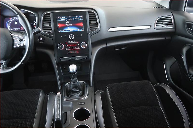 Renault Mégane (2020) 1.3 TCe, Kůže, Navi, Tempomat - fotka 8 z 15
