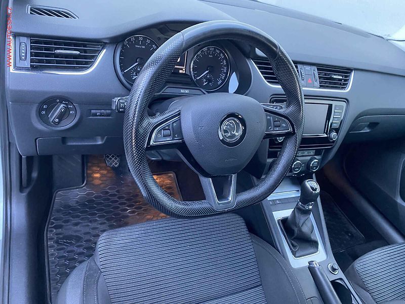 Škoda Octavia (2016) 2.0TDi, Style, +kola - fotka 12 z 18