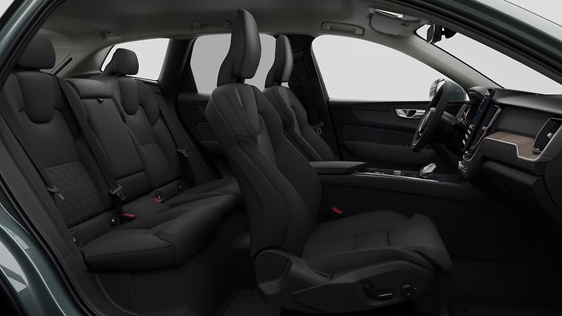 Volvo XC60 (2026) T6 AWD AUT BRIGHT PLUS - fotka 4 z 11