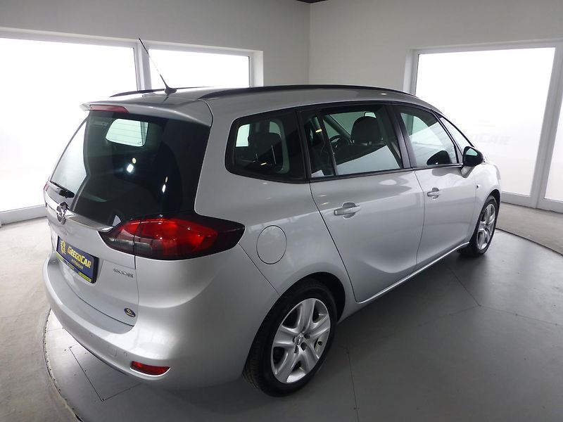 Opel Zafira (2012) 2,0CDTI-121KW*VYHŘ.SED***7MÍST - fotka 5 z 23