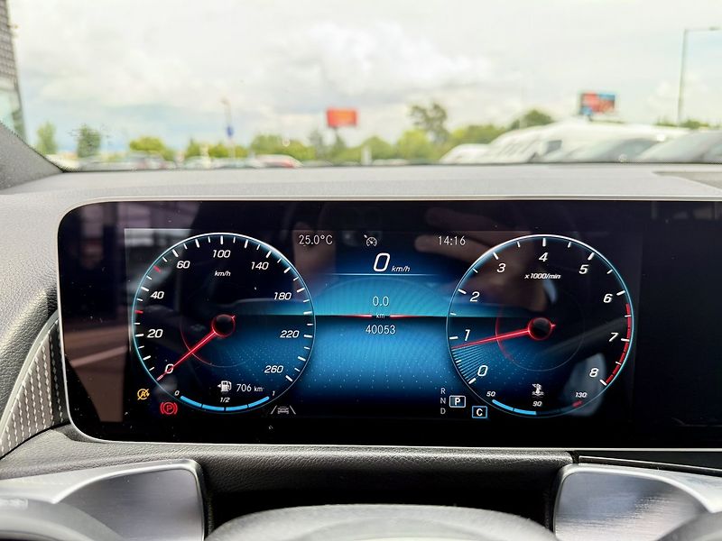 Mercedes-Benz GLB (2020) 200 - fotka 30 z 43