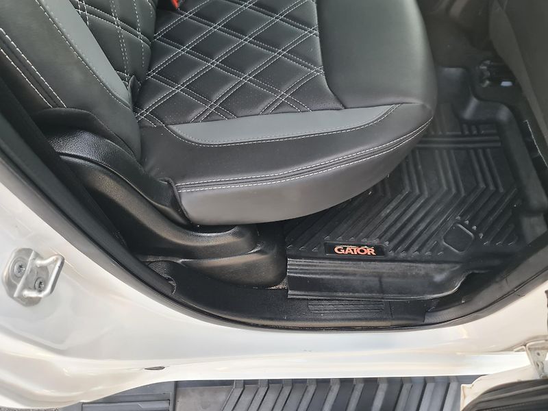 Dodge RAM 1500 (2022) 5.7 HEMI 4x4 BIGHORN LPG - fotka 18 z 67
