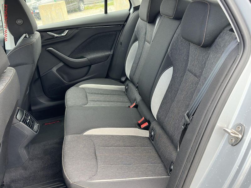 Škoda Kamiq (2021) 1.5 TSi, 2.maj,ČR, Style - fotka 10 z 20