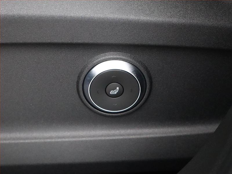 Omoda 9 (2026) SHS 1.5 PHEV - fotka 26 z 28