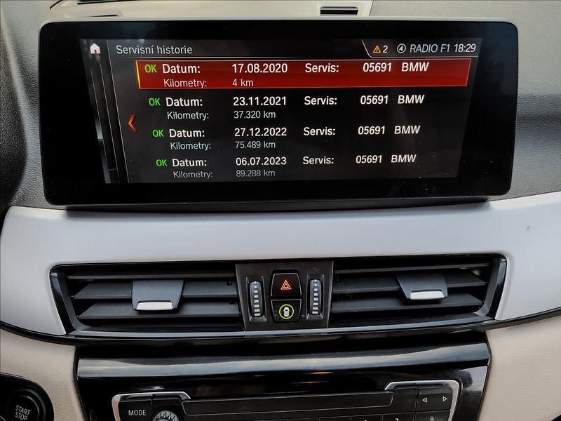 BMW X1 PHEV zálohováno - fotka 33 z 50
