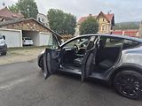 Tesla Model Y ZAMLUVENO ! - náhled 13
