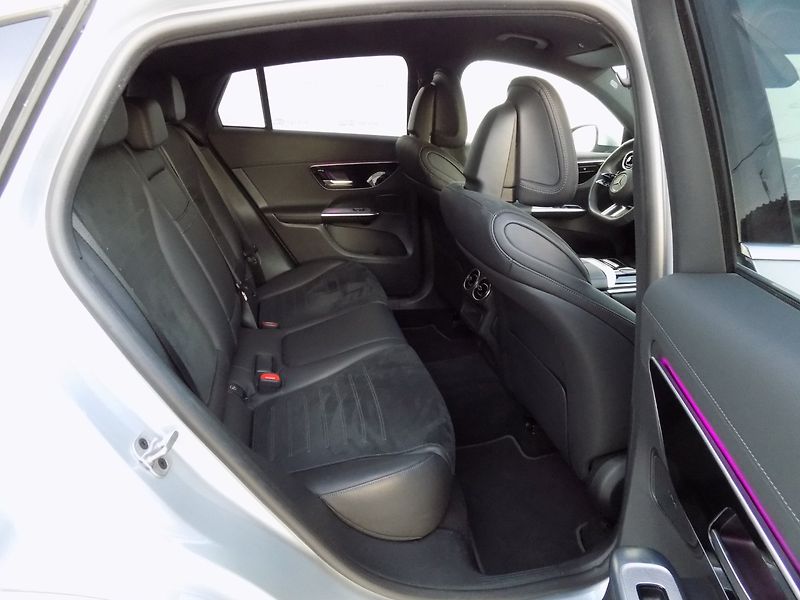 Mercedes-Benz GLC (2024) 300e/AMG/4Matic/DPH/LED/ - fotka 19 z 50