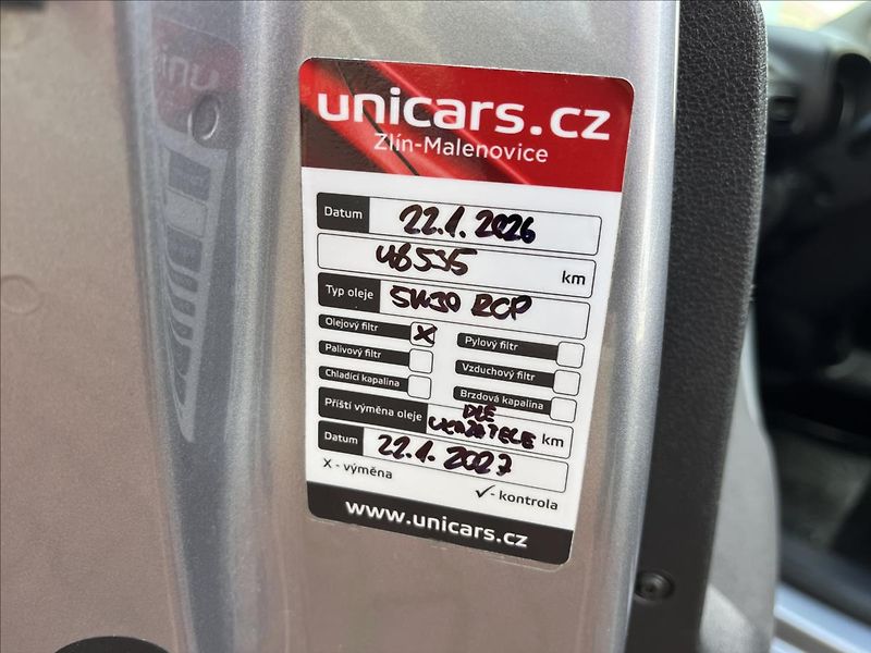 Citroën Berlingo 1,5 BlueHDi  EAT8 SHINE PROFI+ - fotka 22 z 22