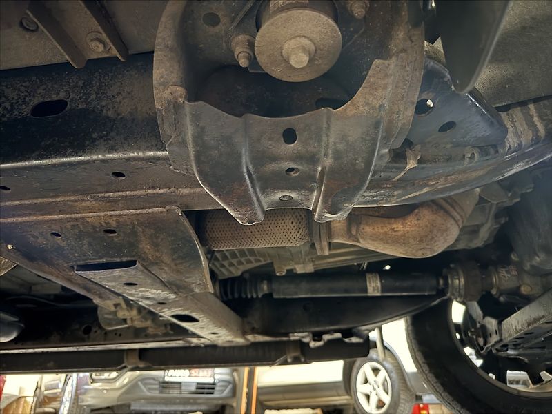 Ford Ranger 3,2 Wildtrak,manuál,po servisu - fotka 28 z 36