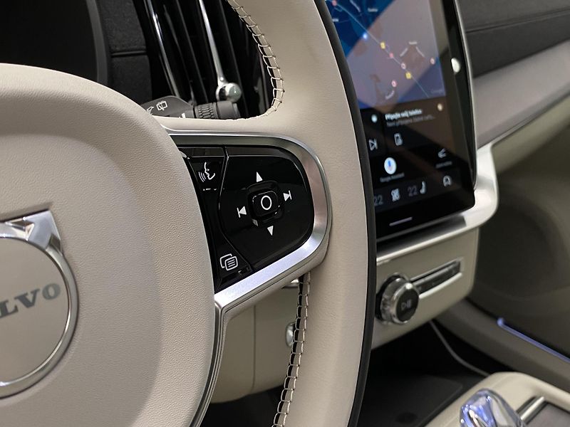 Volvo XC90 (2026) T8 AWD Plug-in BRIGHT PLUS 7m - fotka 29 z 71
