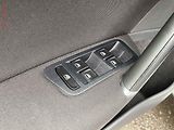 Volkswagen Golf (2015) 1.6 TDi, Lounge, DSG, +kola - náhled 13
